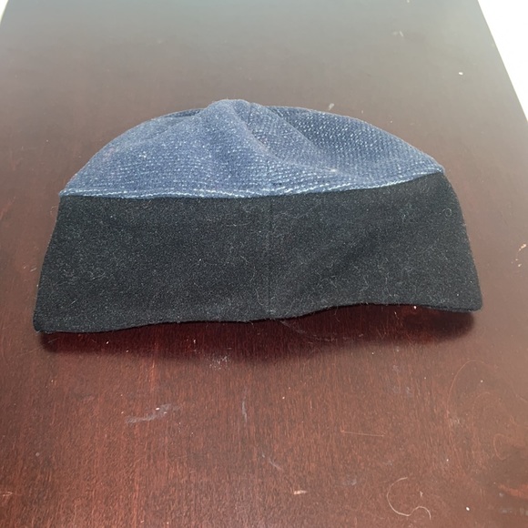 Mountain Hardwear Dome Perignon Fleece Beanie, size Small - Picture 8 of 9